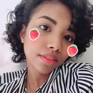 Meet your Posher, Raquel